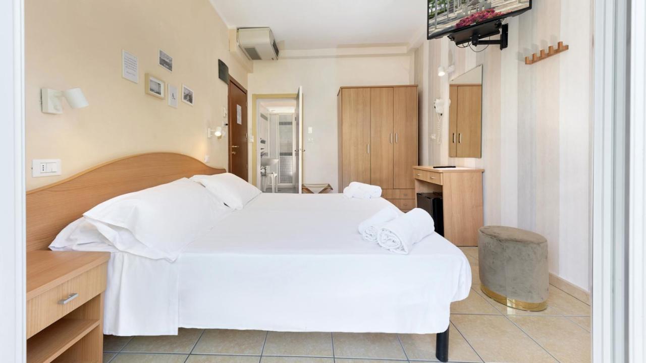 Hotel Arlecchino 리치오네 외부 사진